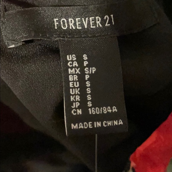 Red and Black Floral Print Maxi Dress NWT - Picture 7 of 7